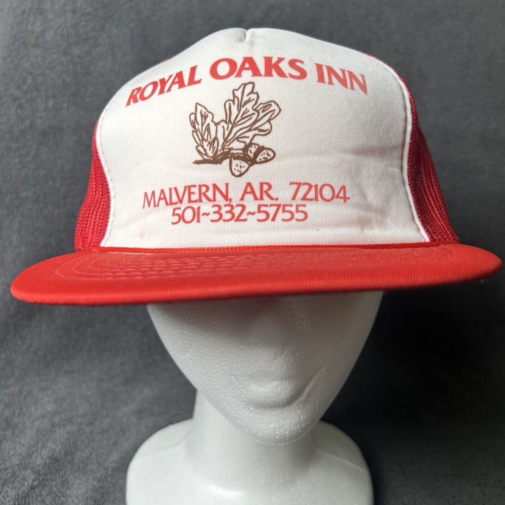 Vintage 80’s SnapBack Mesh Trucker Hat Adjustable Cap Red Royal Oaks Inn
